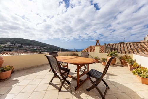 Vicolo Martini a terrace overlooking the roofs
