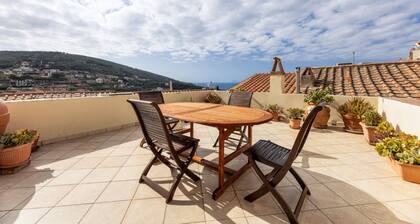 Vicolo Martini a terrace overlooking the roofs