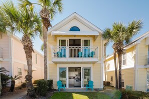 Exterior - Dolphin Dreams- Top Unit! (Destin)