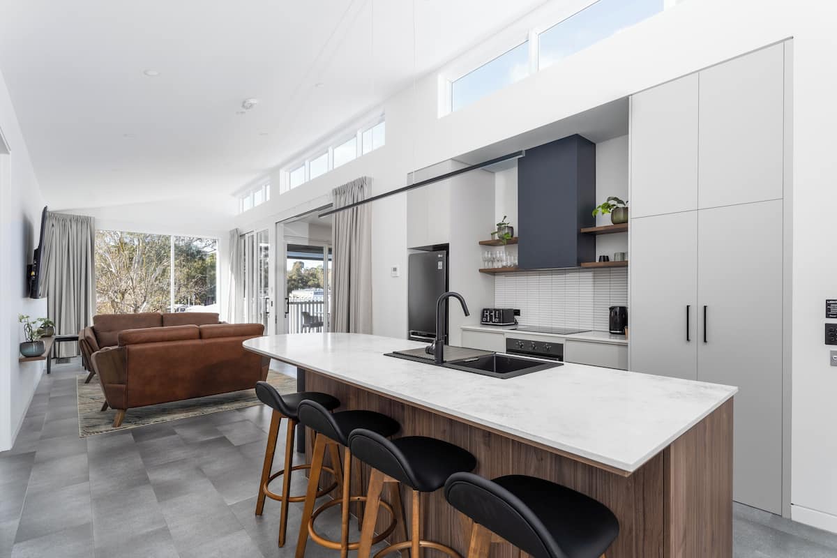Deluxe-Apartment, barrierefrei, eigenes Bad | Wohnbereich
