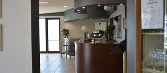 Hotel  Bella  Romagna 