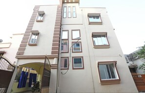 施設の正面