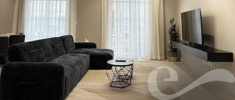 设计公寓, 3 间卧室 | 起居区 | 平板电视