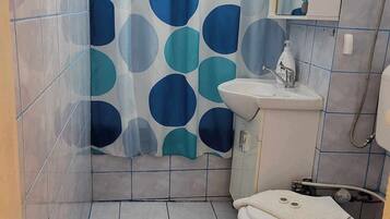 Appartement, 1 slaapkamer, roken, balkon | Badkamer