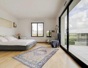 6 soverom, strykejern/-brett, reiseseng for barn og wi-fi