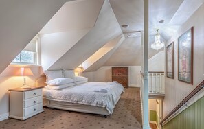 Loft luxo | Wi-Fi de cortesia, roupa de cama