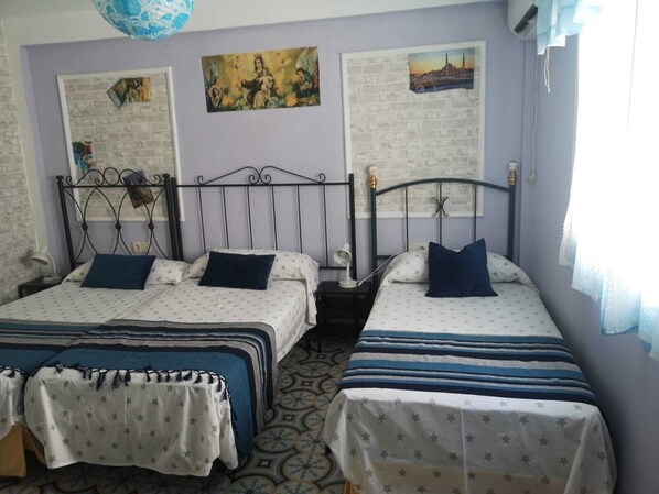 4 bedrooms, iron/ironing board, free WiFi, bed sheets