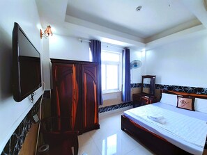 Superior-dobbeltværelse | Minibar, skrivebord, arbejdsområde til bærbare computere, gratis Wi-Fi