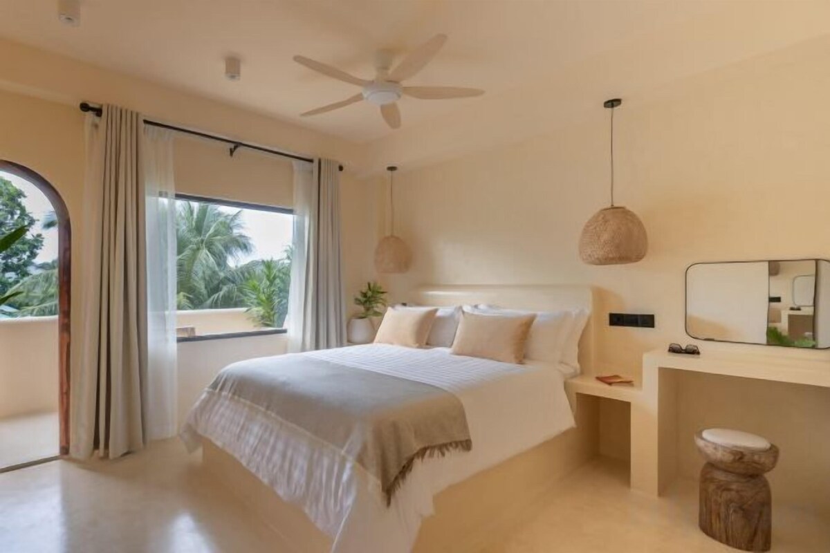 Island View Room