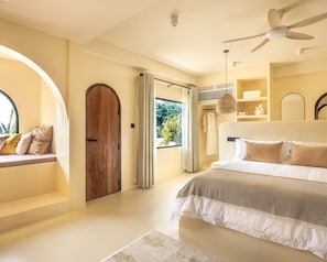 Deluxe Room, Balcony | Minibar, in-room safe, desk, blackout curtains