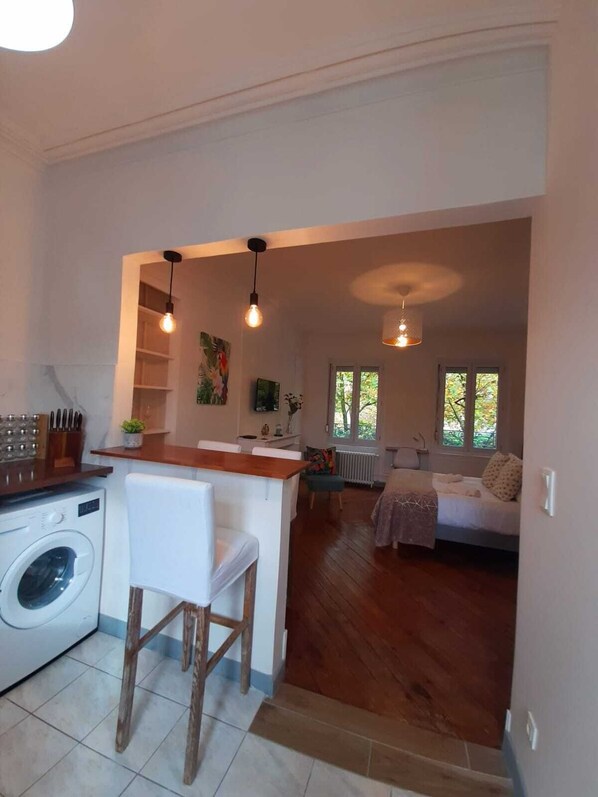 Interior - Amazonia Rouen Centre by Myfrenchpat (Rouen)