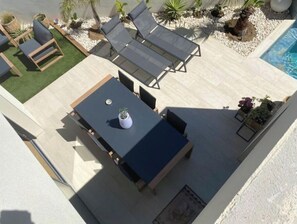Outdoor dining - Maison / Piscine, Proche Plages (Vic-la-Gardiole)