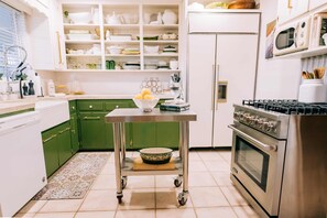 Fridge, microwave, oven, stovetop - Biltmore Area Cottage w/Stock Tank Pool (Phoenix)