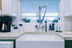 Interior - Biltmore Area Cottage w/Stock Tank Pool (Phoenix)