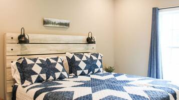 2 bedrooms, WiFi, bed sheets