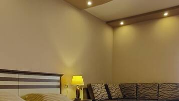 Superior Room | Desk, laptop workspace, soundproofing, free WiFi