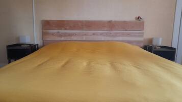 3 sovrum, wi-fi och sÀngklÀder