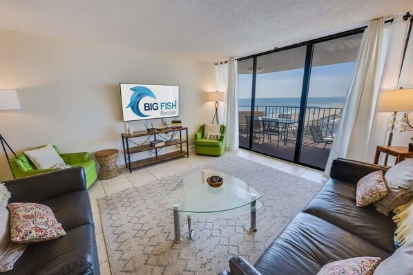 TV - Coastal condo with ocean views & balconies (Myrtle Beach)