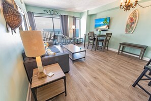 TV - High Floor, Pools, Ocean Views New Palace Resort! (Myrtle Beach)