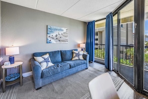 TV - 1BR Sand Dunes Villas with Ocean View , Low Floor! (Myrtle Beach)