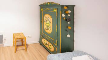 2 chambres, bureau, fer et planche Ă repasser, Wi-Fi gratuit