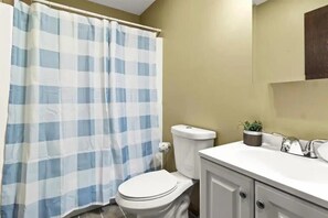 淋浴设施、吹风机