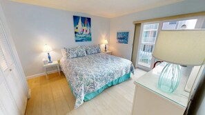 2 bedrooms, iron/ironing board, free WiFi, bed sheets - Crescent Arms 203N Siesta Key Florida (Sarasota)
