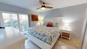 2 bedrooms, iron/ironing board, free WiFi, bed sheets - Crescent Arms Vacation Rentals 303S Siesta Key Florida (Sarasota)