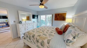 2 slaapkamers, een strijkplank/strijkijzer, gratis wifi, beddengoed