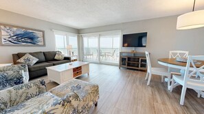 Smart TV - CA 702S Crescent Arms Siesta Key Florida (Sarasota)