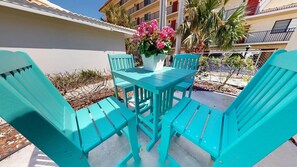 Outdoor dining - Crescent Arms Villa 13 Siesta Key Florida (Siesta Key)