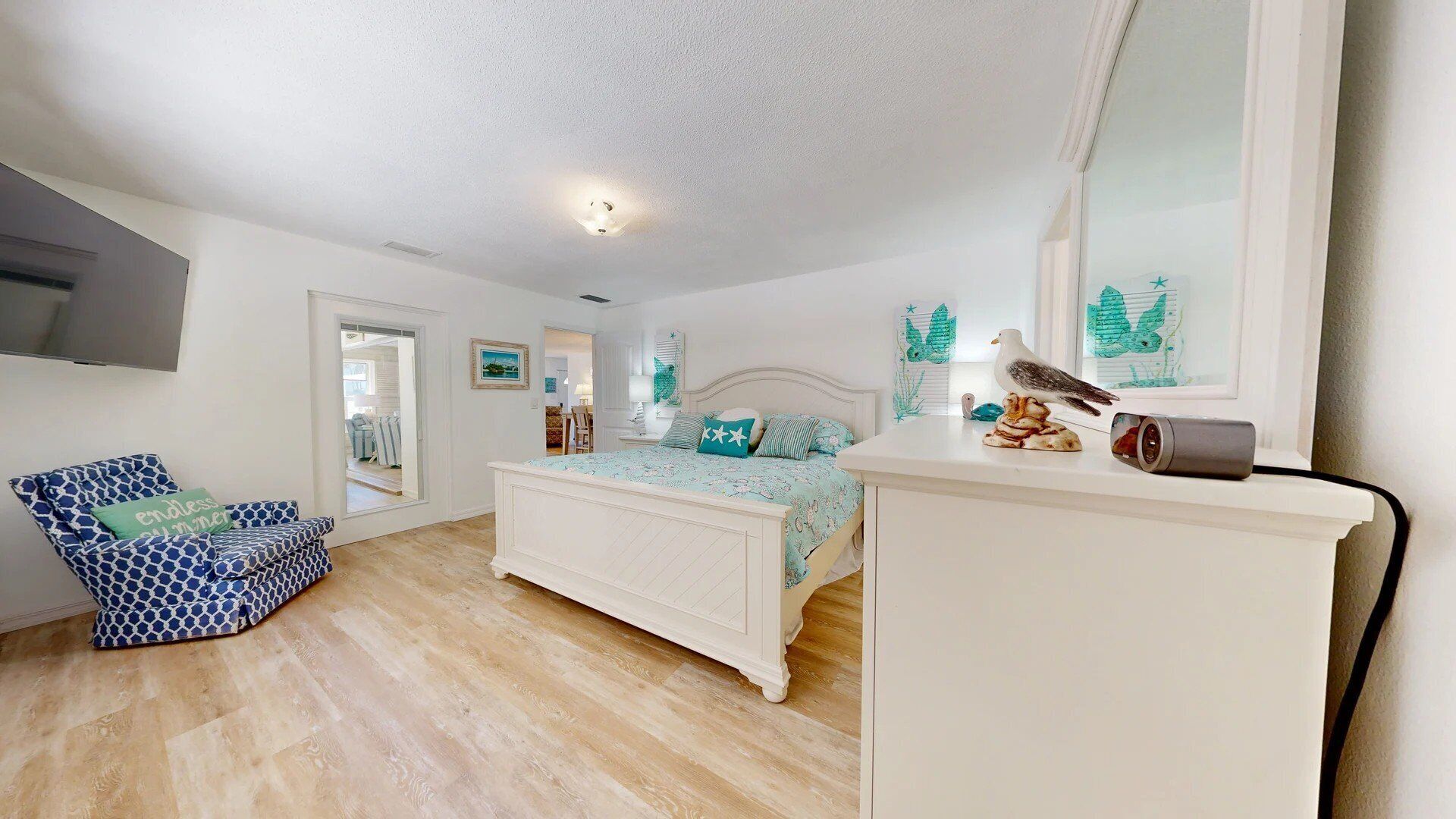 2 habitaciones, tabla de planchar con plancha y wifi gratis 