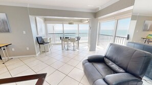 Smart TV - Crescent Arms Vacation Rentals 702 N Siesta Key Florida (Siesta Key)