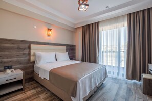 Familierom | Minibar, blendingsgardiner, lydisolert og wi-fi (inkludert)