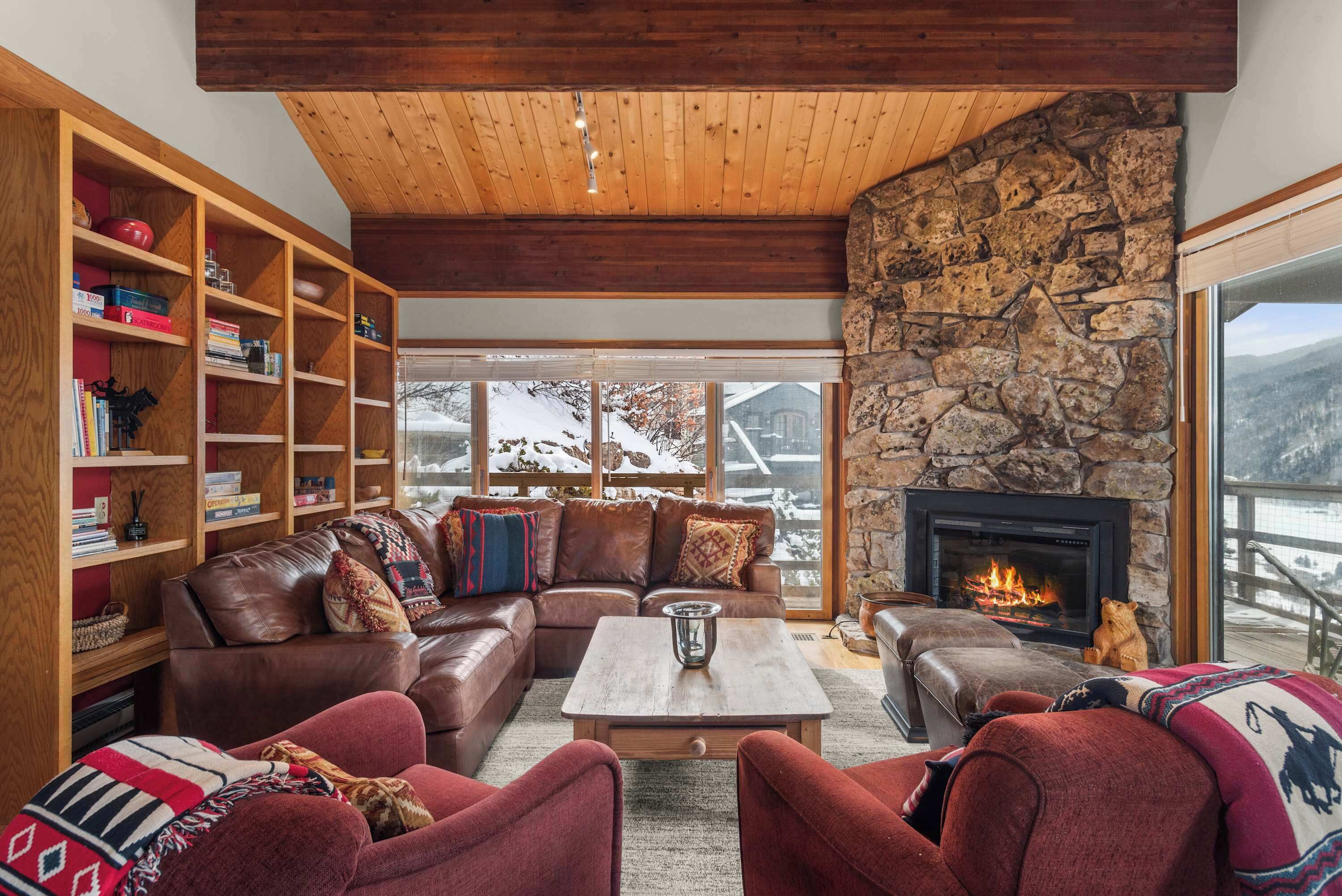Comfort Room | Living area