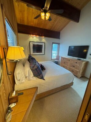 4 habitaciones, escritorio y wifi gratis 