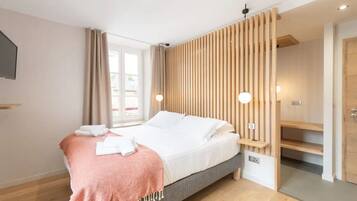 7 chambres, fer et planche à repasser, lit parapluie, Wi-Fi gratuit