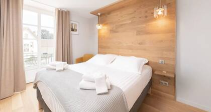 Villa d’exception, SAUNA, SPA, 7 chambres & salles de bain, pétanque, baby foot