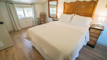 3 bedrooms, iron/ironing board, travel crib, WiFi