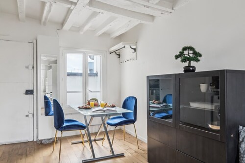 Studio chic au cœur historique de Paris