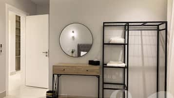 Design Apartment, 3 Bedrooms | 3 bedrooms, blackout curtains, iron/ironing board, free WiFi