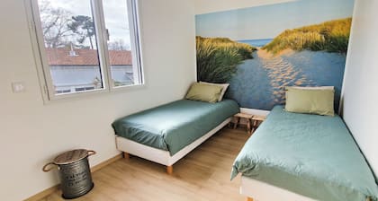 Villa classe 4* O'PhildesFlo SPA et Piscine les Abatilles, 8 pers.