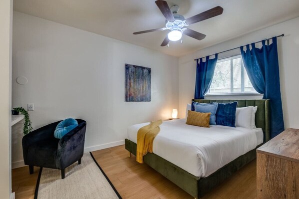 1 bedroom, in-room safe, desk, iron/ironing board