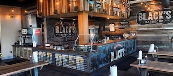 Austin Central | Pet-Friendly | 10 Min to Downtown