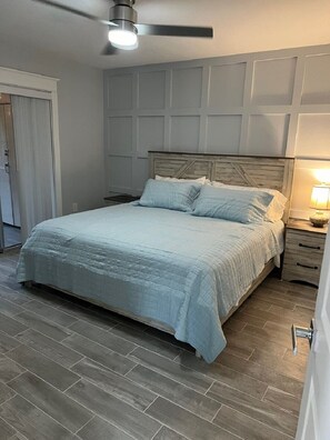 2 chambres, fer et planche à repasser, accès au Wi-Fi (inclus)