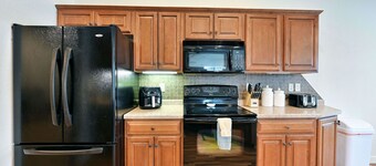 Unit 701 5 Bd 3 Ba 5 Bedroom Condo by RedAwning