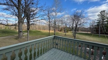 Condo, 5 Bedrooms | Property grounds