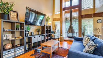 Apartment (2 Bedrooms) | Front of property