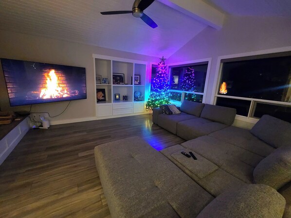 Smart-TV, Kamin