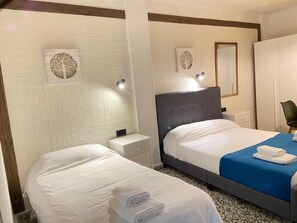 Superior Triple Room, Balcony | Premium bedding, down comforters, individually decorated - HOTEL ARGANDA (Arganda del Rey)